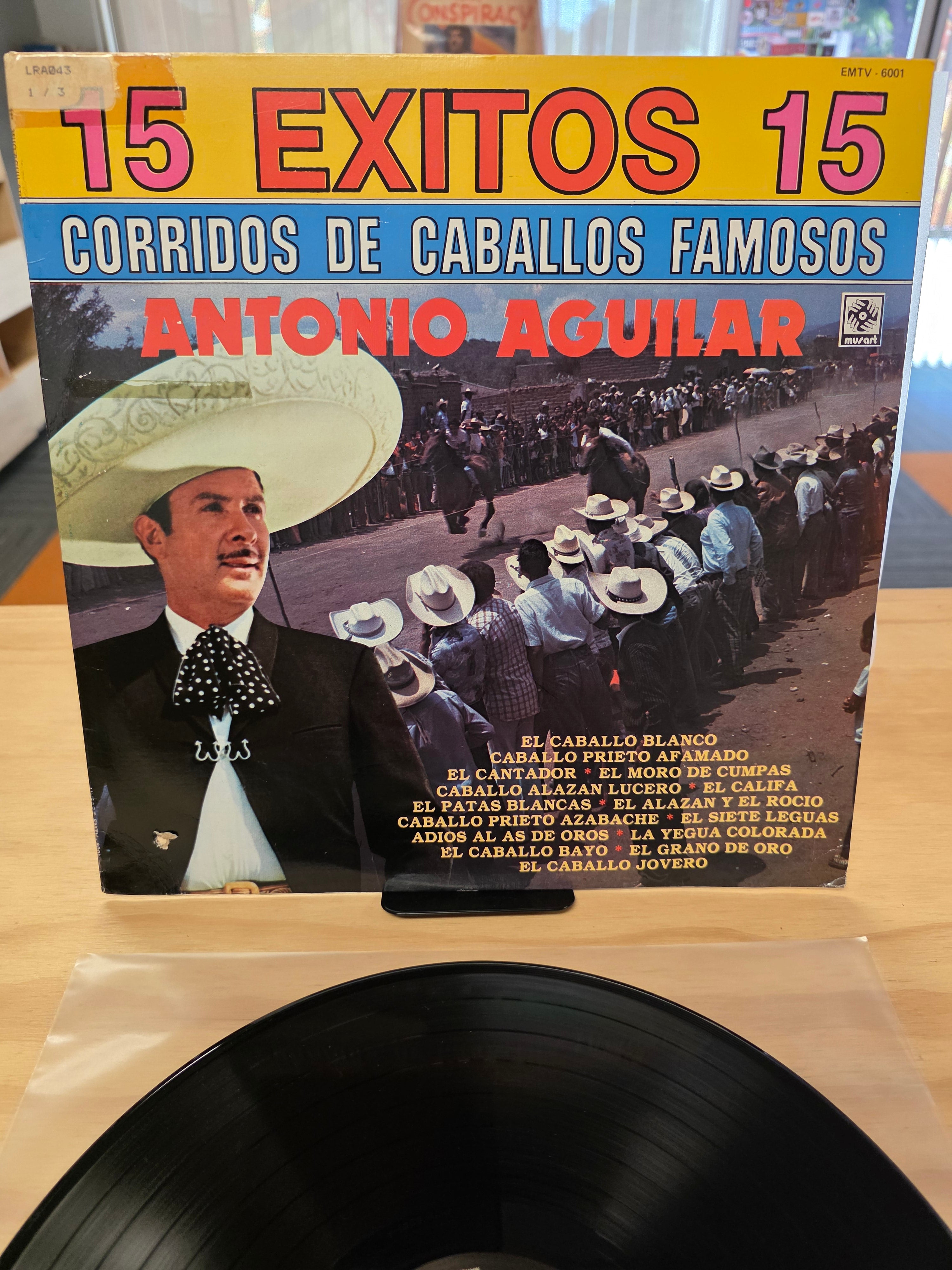 Antonio Aguilar - 15 exitos Corridos de Caballos famosos