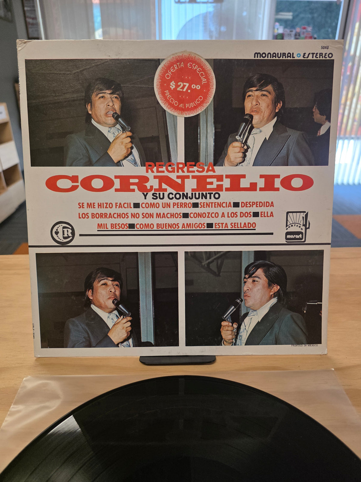Cornelio Reyna - Regresa Cornelio y su Conjunto