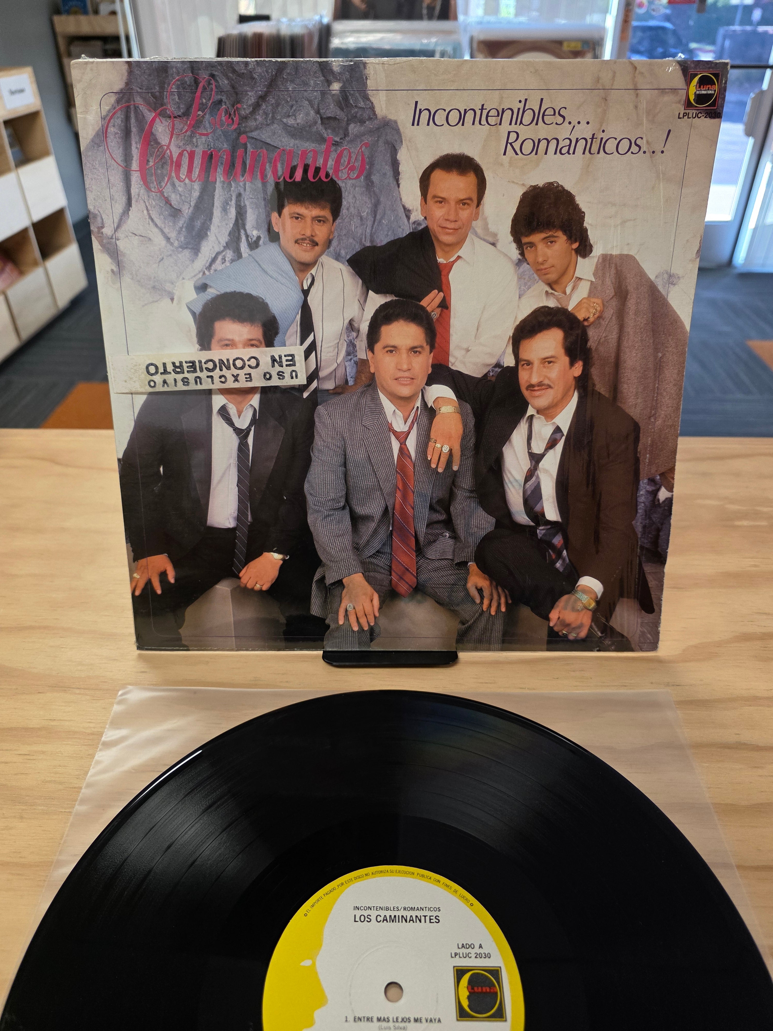 Los Caminantes - Incontenibles, Romanticos