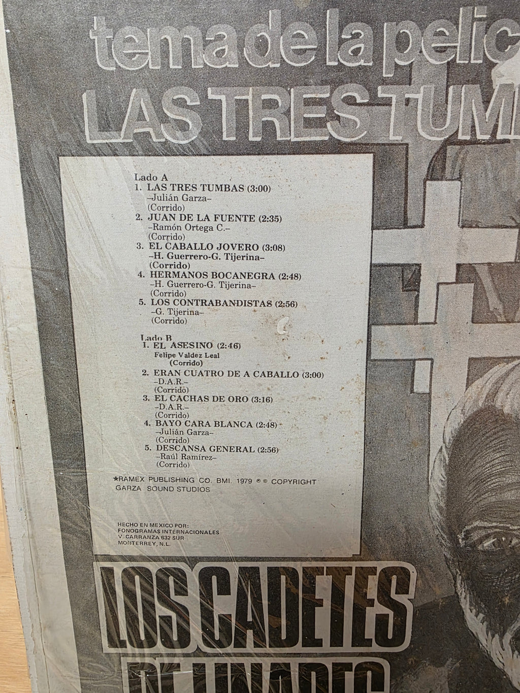 Los Cadetes de Linares - Las Tres Tumbas