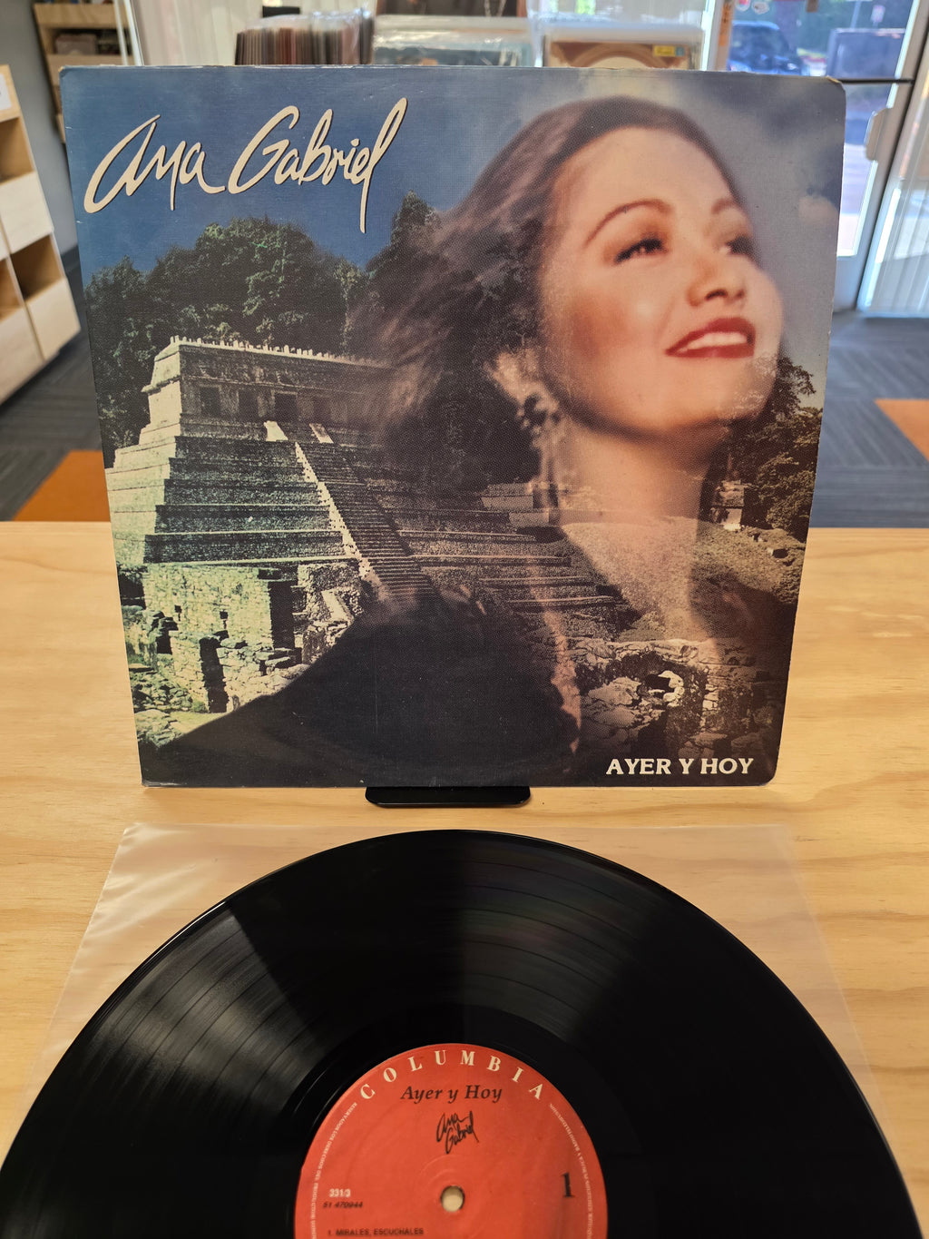 Ana Gabriel - Ayer y hoy