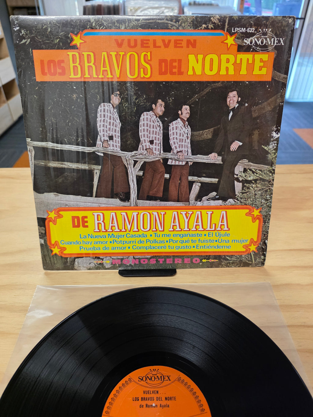 Ramon Ayala y los Bravos del Norte - La nueva mujer casada