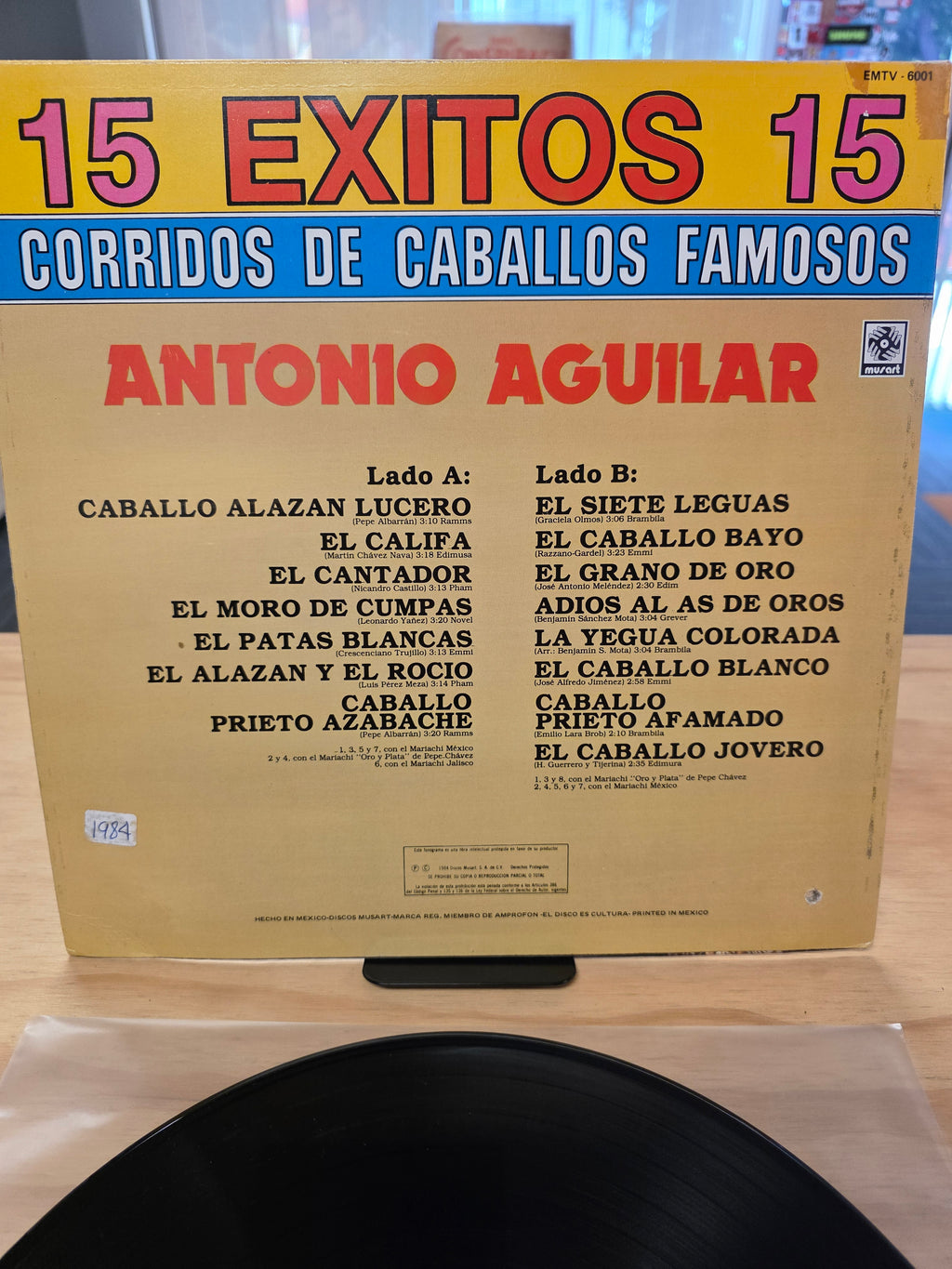 Antonio Aguilar - 15 exitos Corridos de Caballos famosos