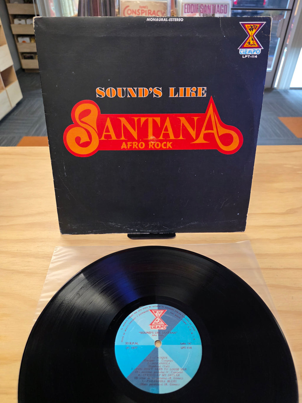 Sounds like "Santana" Afro Rock
