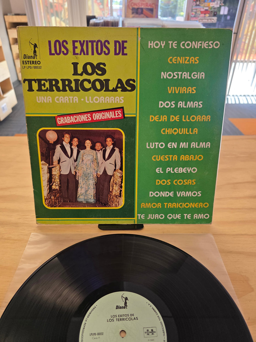 Los Exitos de los Terricolas