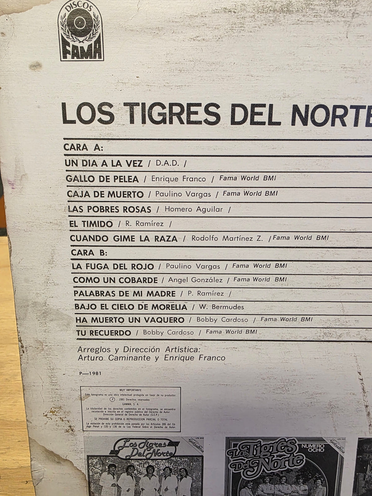 Los Tigres Del Norte - Un dia a la vez