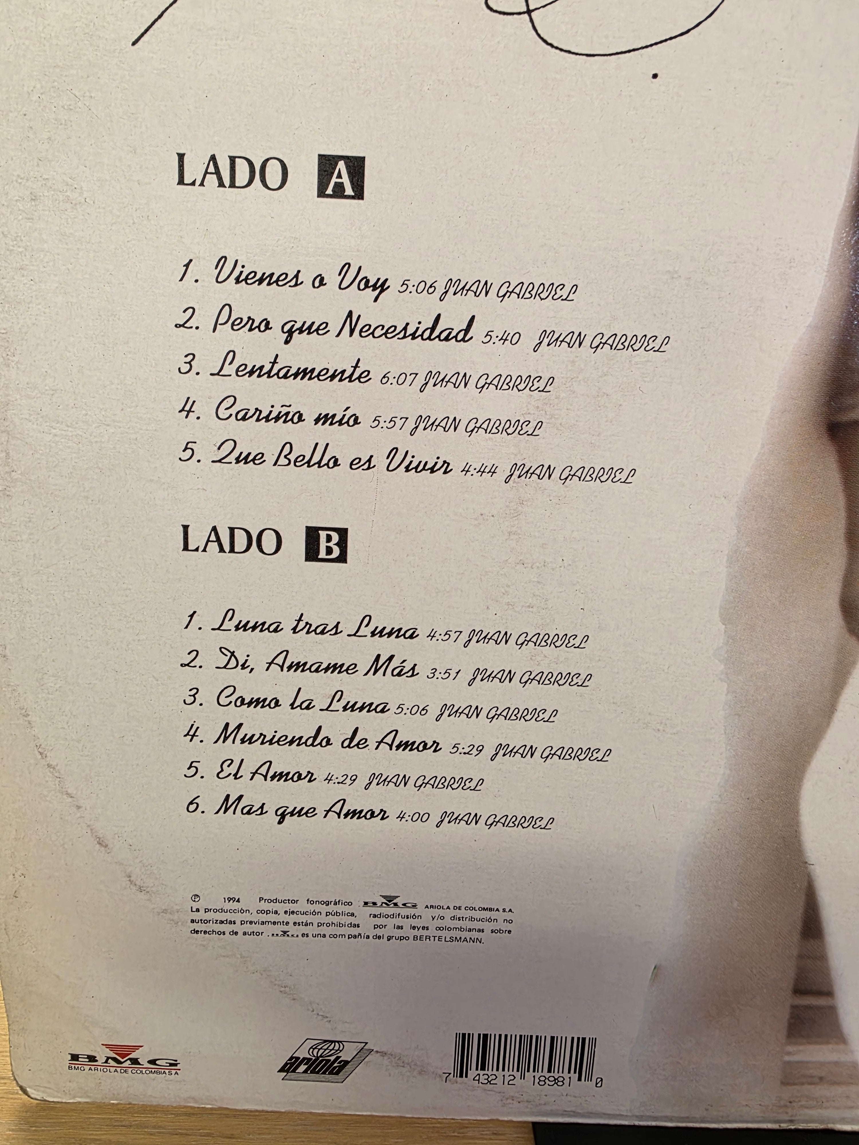 Juan Gabriel Gracias por esperar