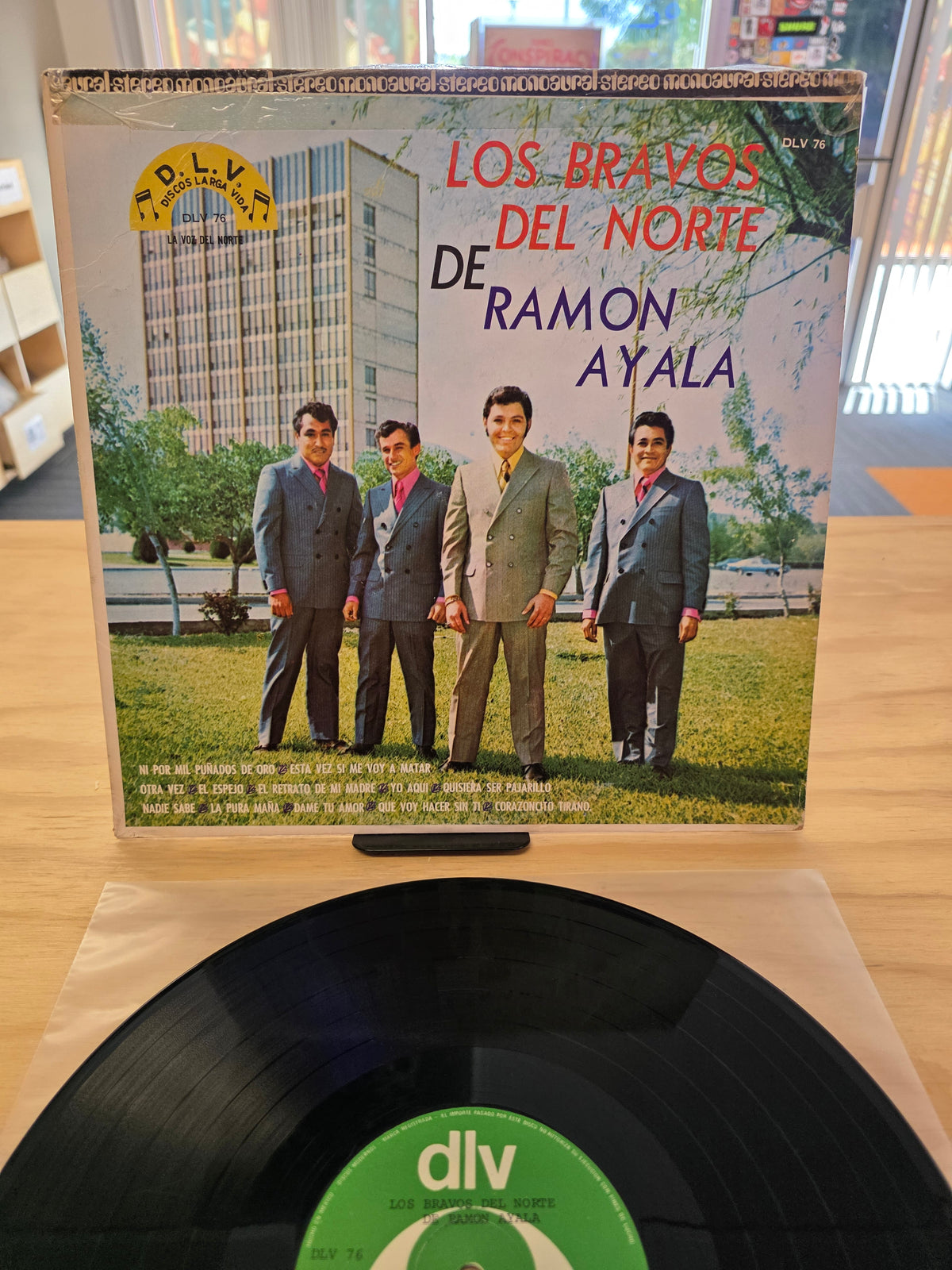 Los Bravos del Norte de Ramon Ayala - Ni por mil puñados de oro