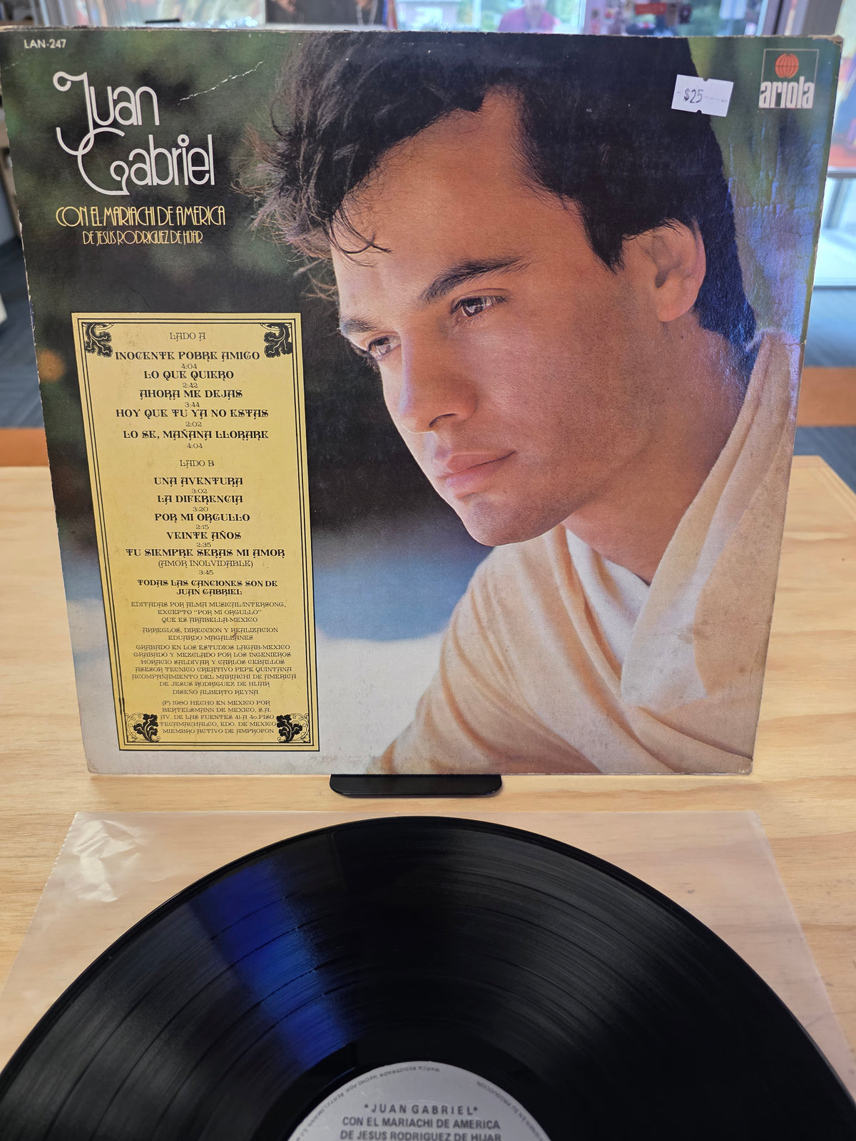 Juan Gabriel con Mariachi
