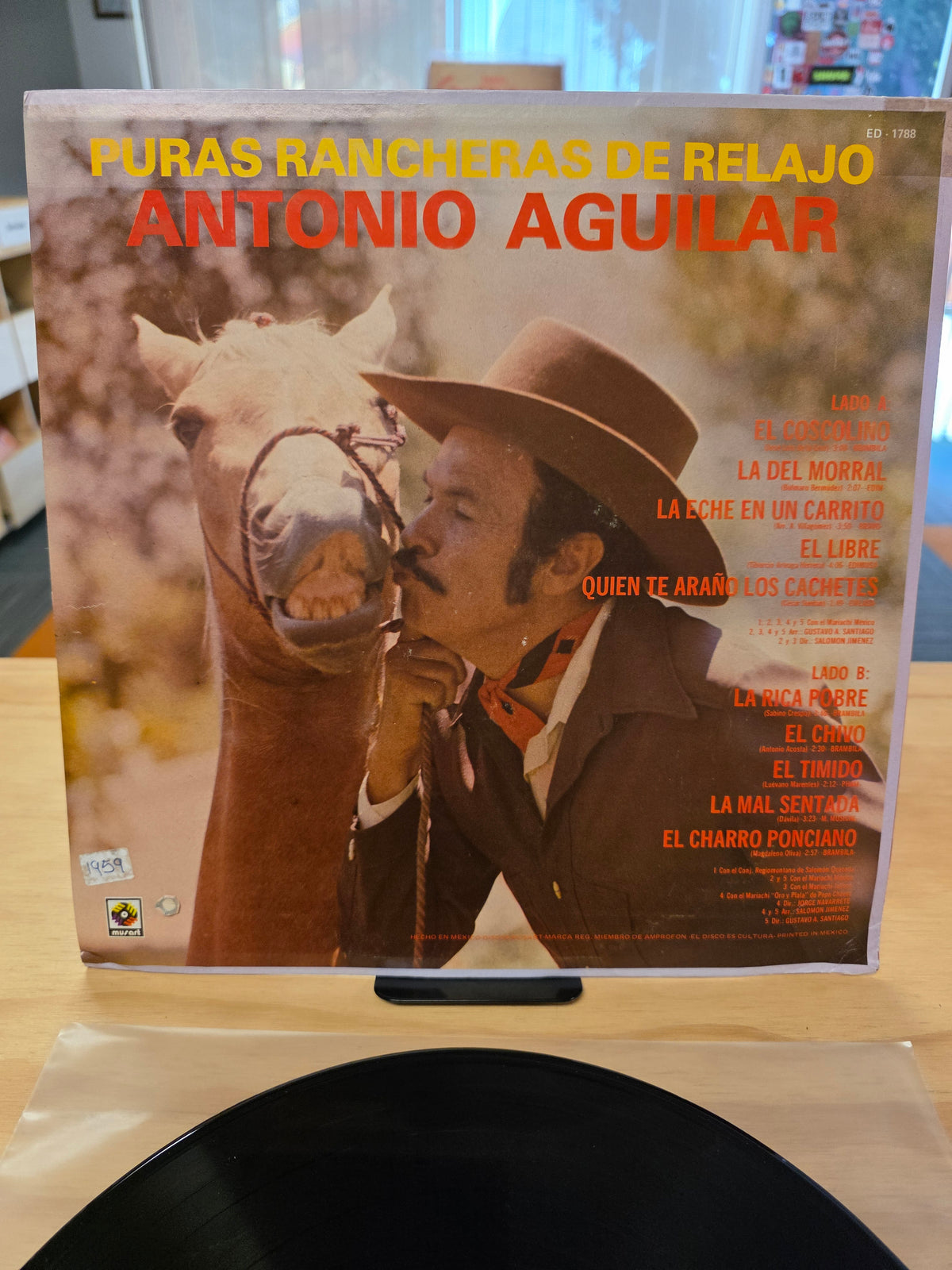 Antonio Aguilar - Puras rancheras de relajo